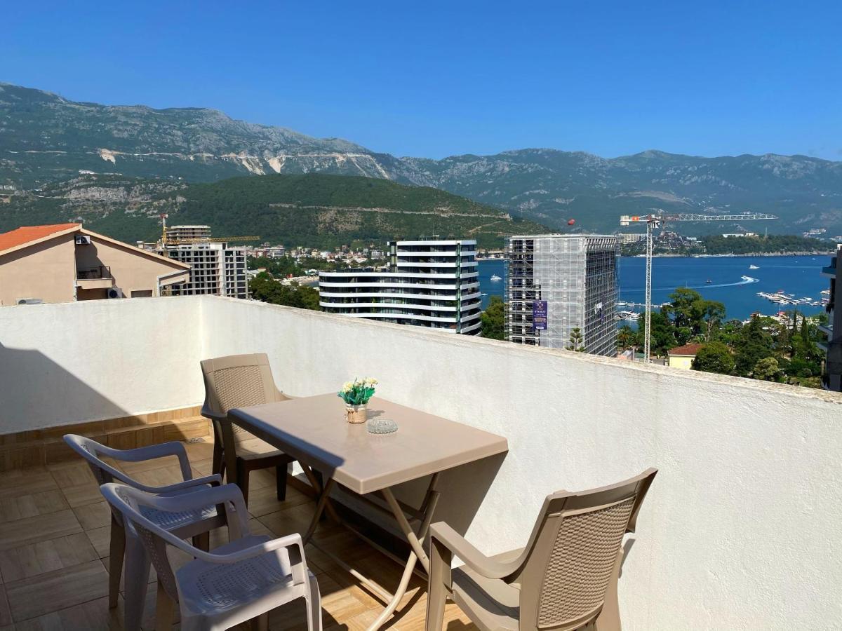 Veselinka Apartments & Rooms Budva Bagian luar foto