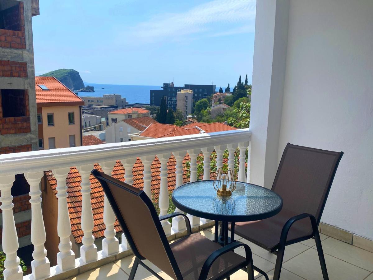 Veselinka Apartments & Rooms Budva Bagian luar foto