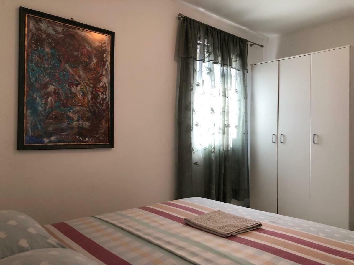 Veselinka Apartments & Rooms Budva Bagian luar foto