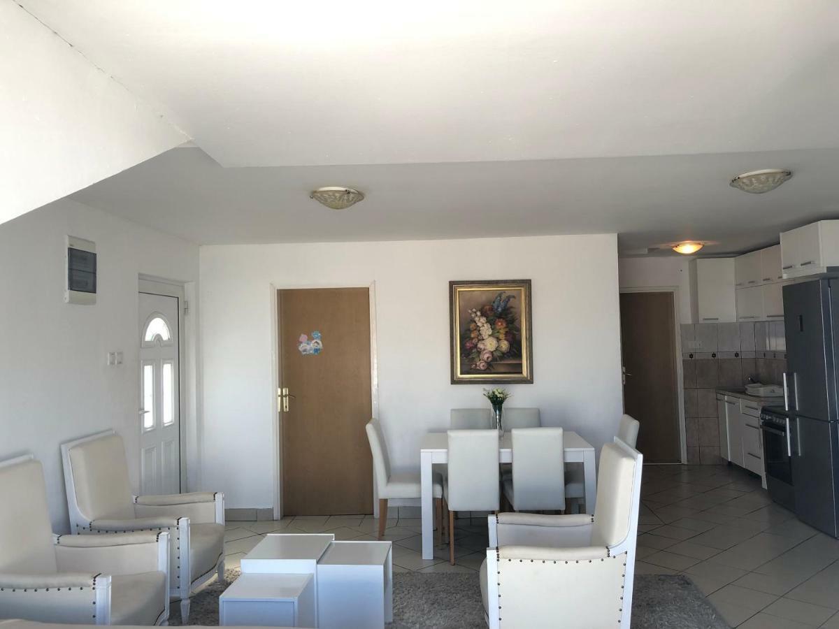 Veselinka Apartments & Rooms Budva Bagian luar foto